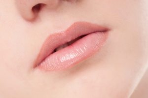 coconut-oil-post-beautiful-lips